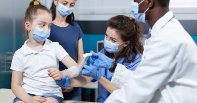 What are the daily tasks of a pediatric nurse? What are the daily tasks of a pediatric nurse?